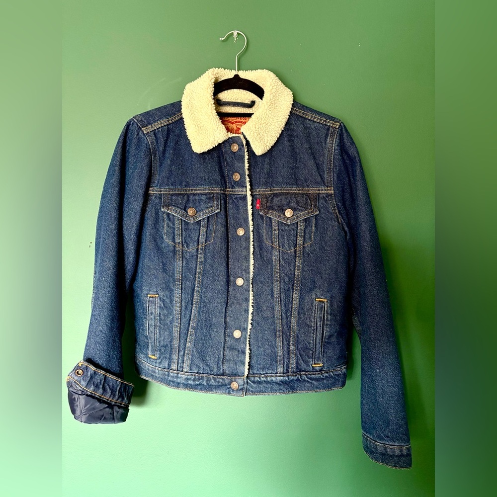 Levi’s Shearling Jacket M EUC